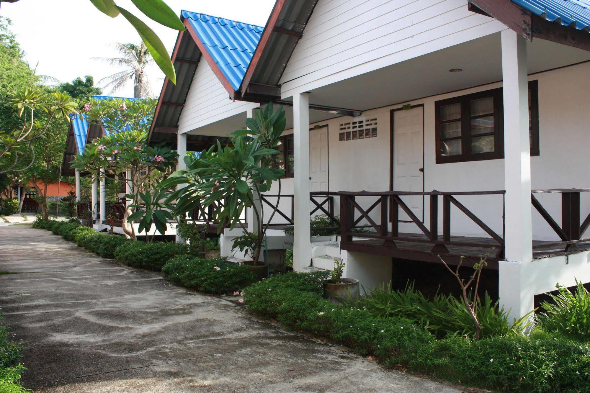 Andaman Beach Resort Lipe Extérieur photo